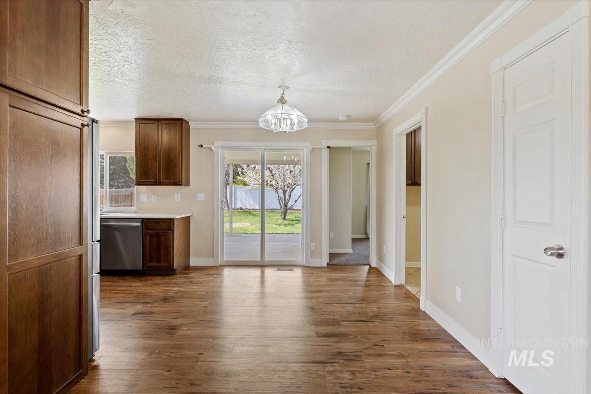 2824 Bristol Ave., Caldwell, Idaho 83605, 5 Bedrooms, 2.5 Bathrooms, Residential For Sale, Price $424,900, 98981308