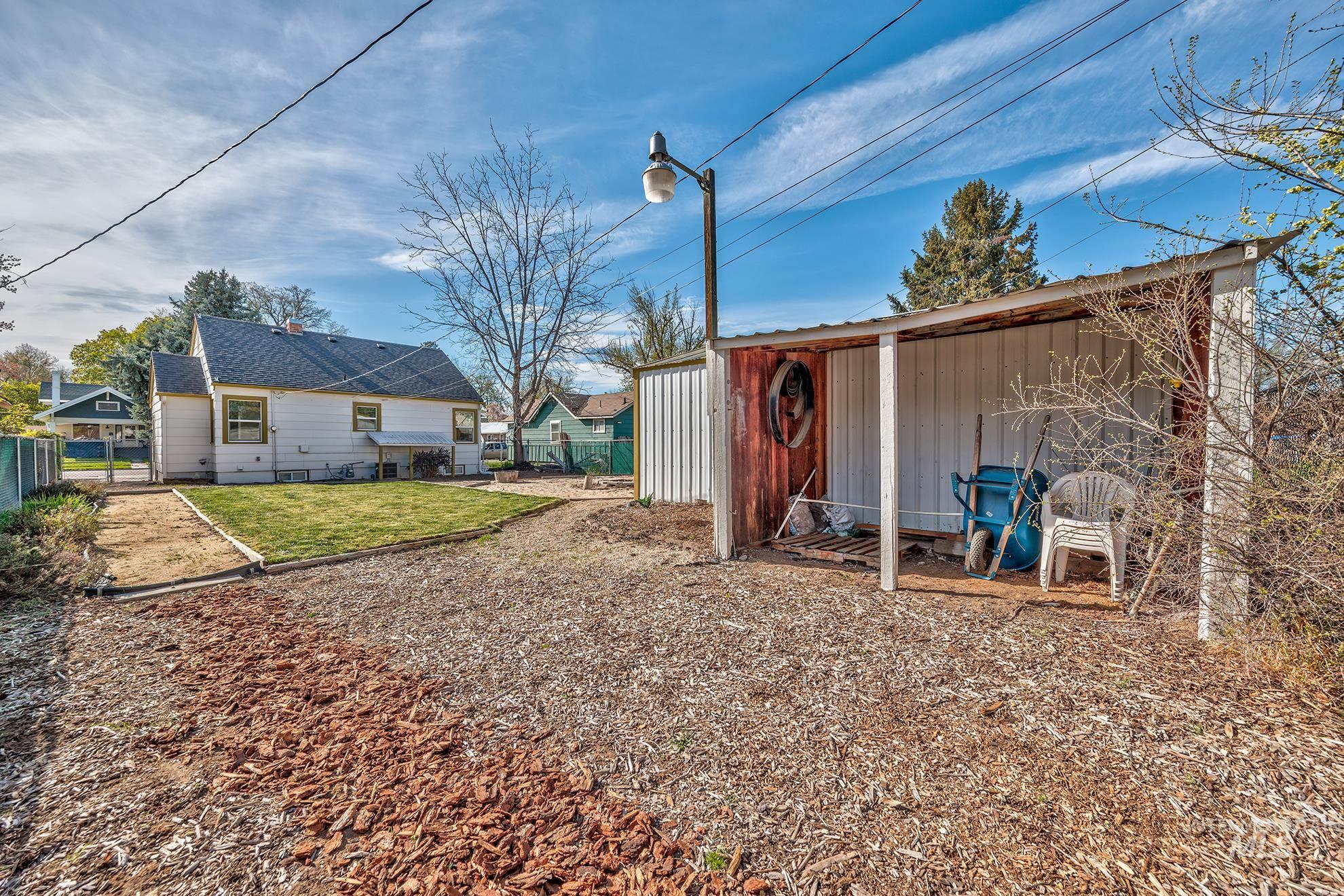 1016 W 5th, Weiser, Idaho 83672, 4 Bedrooms, 2 Bathrooms, Residential For Sale, Price $325,000, 98981310