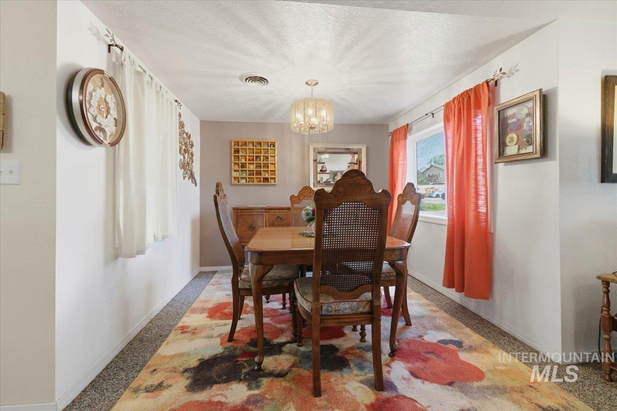 21454 Binford Dr, Greenleaf, Idaho 83626, 2 Bedrooms, 2 Bathrooms, Residential For Sale, Price $395,000, 98981311