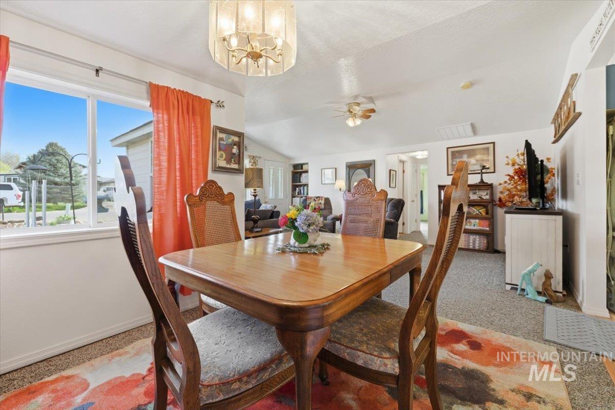 21454 Binford Dr, Greenleaf, Idaho 83626, 2 Bedrooms, 2 Bathrooms, Residential For Sale, Price $395,000, 98981311