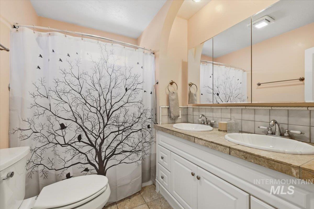 711 7Th Ave, Nampa, Idaho 83651, 4 Bedrooms, 3 Bathrooms, Residential For Sale, Price $420,000, 98981313