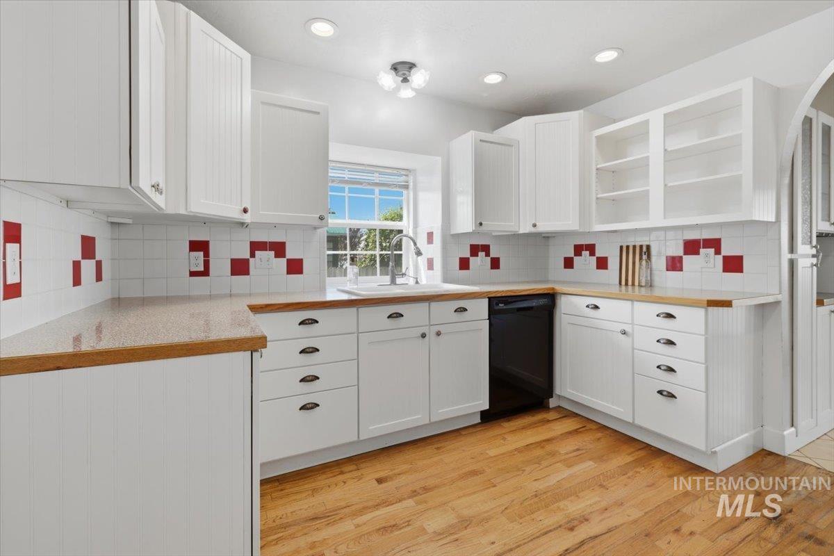 711 7Th Ave, Nampa, Idaho 83651, 4 Bedrooms, 3 Bathrooms, Residential For Sale, Price $420,000, 98981313