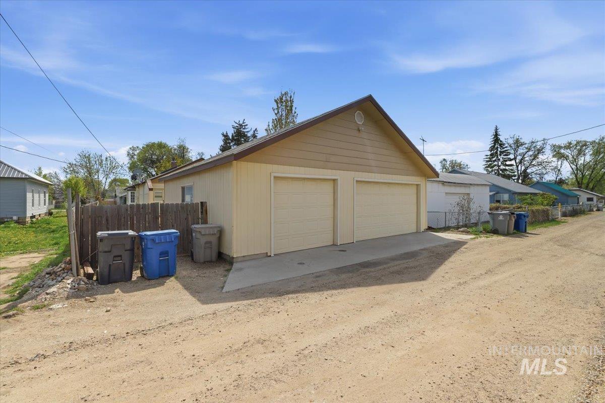 711 7Th Ave, Nampa, Idaho 83651, 4 Bedrooms, 3 Bathrooms, Residential For Sale, Price $420,000, 98981313