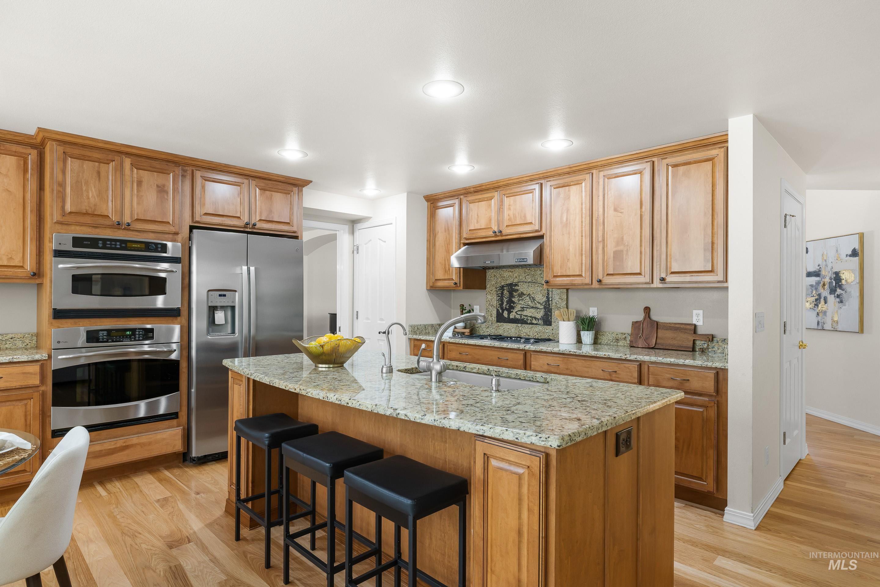 5663 E Gateway Dr, Boise, Idaho 83716, 5 Bedrooms, 3 Bathrooms, Residential For Sale, Price $1,049,000, 98981314