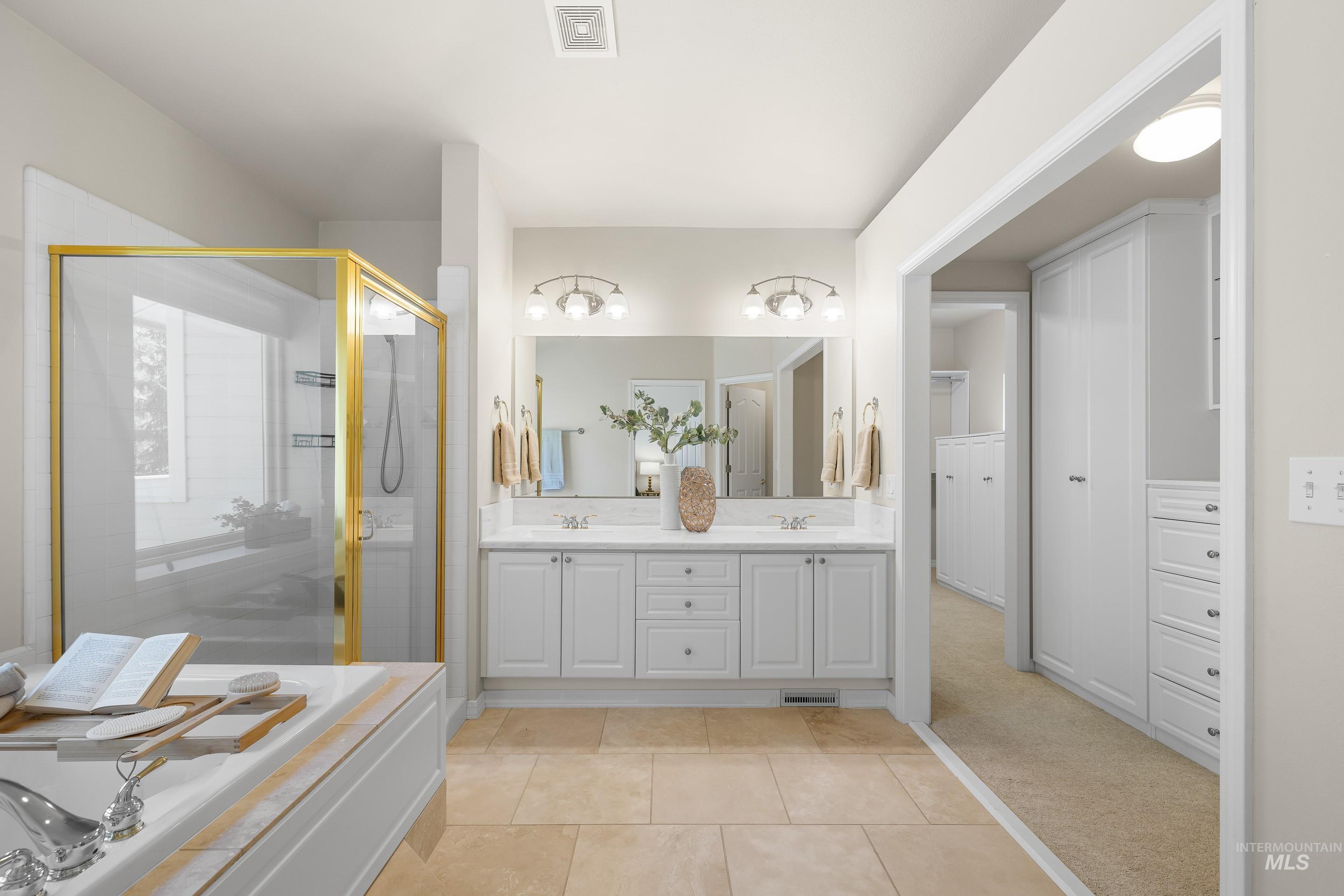 5663 E Gateway Dr, Boise, Idaho 83716, 5 Bedrooms, 3 Bathrooms, Residential For Sale, Price $1,049,000, 98981314