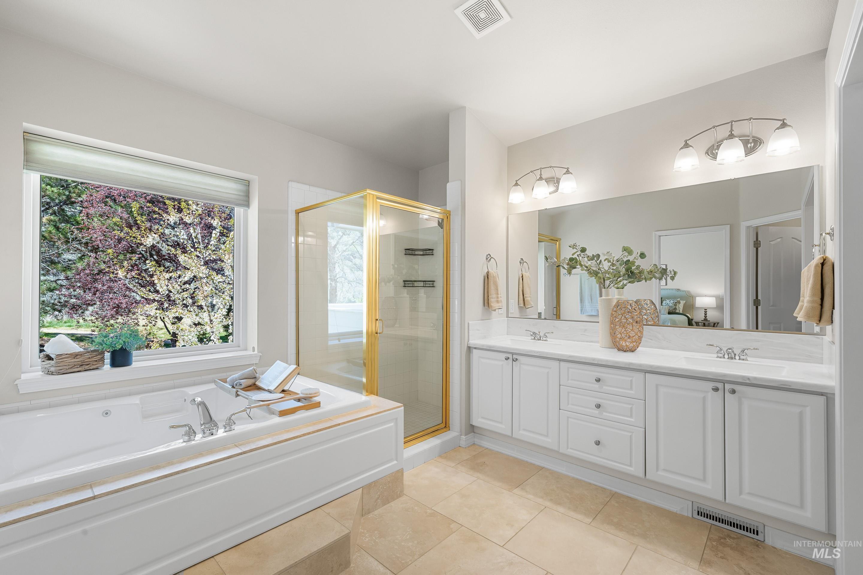 5663 E Gateway Dr, Boise, Idaho 83716, 5 Bedrooms, 3 Bathrooms, Residential For Sale, Price $1,049,000, 98981314