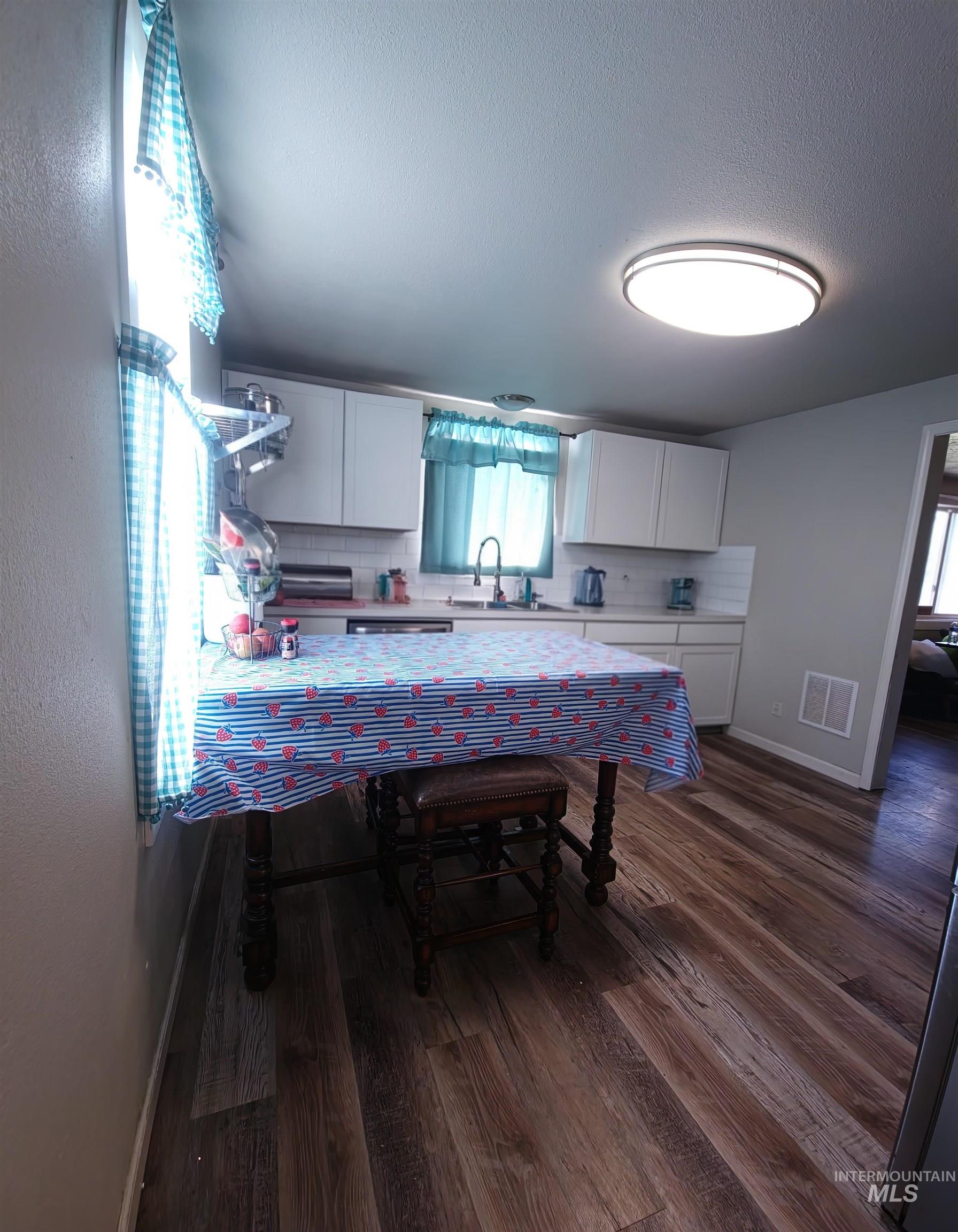 316 S 21st Ave, Nampa, Idaho 83651, 2 Bedrooms, 1 Bathroom, Residential For Sale, Price $300,000,MLS 98981316