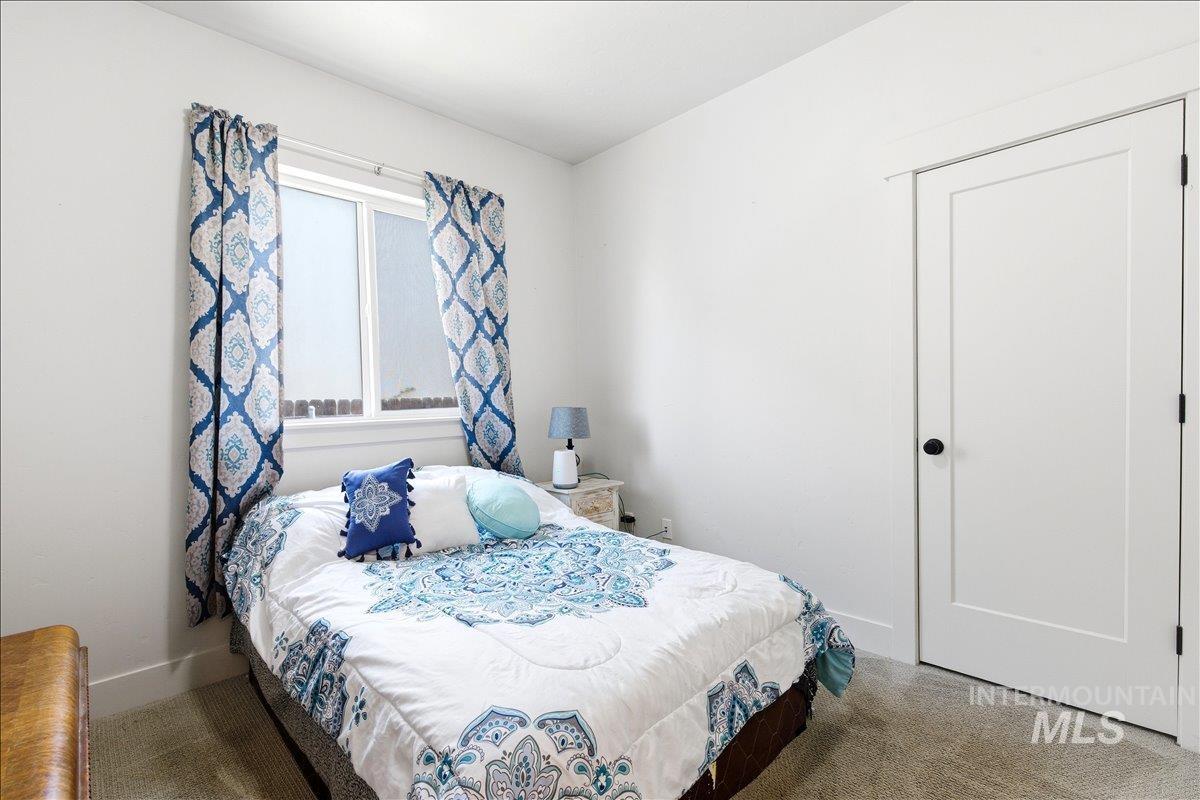 9719 W Sunflower Ln, Boise, Idaho 83704, 3 Bedrooms, 2 Bathrooms, Residential For Sale, Price $549,000, 98981318