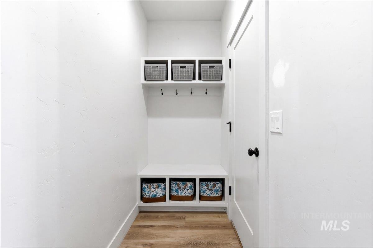 9719 W Sunflower Ln, Boise, Idaho 83704, 3 Bedrooms, 2 Bathrooms, Residential For Sale, Price $549,000, 98981318