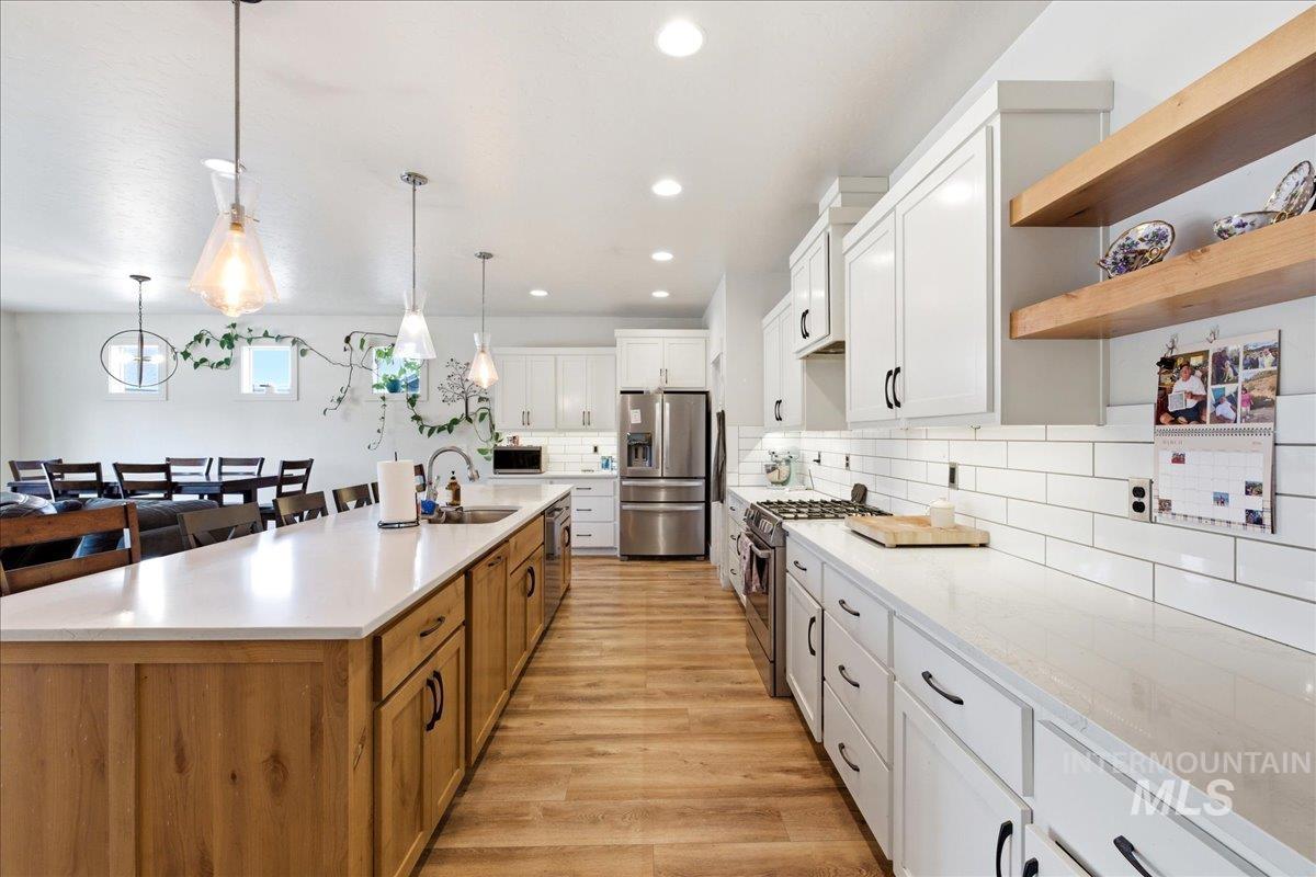 9719 W Sunflower Ln, Boise, Idaho 83704, 3 Bedrooms, 2 Bathrooms, Residential For Sale, Price $549,000, 98981318