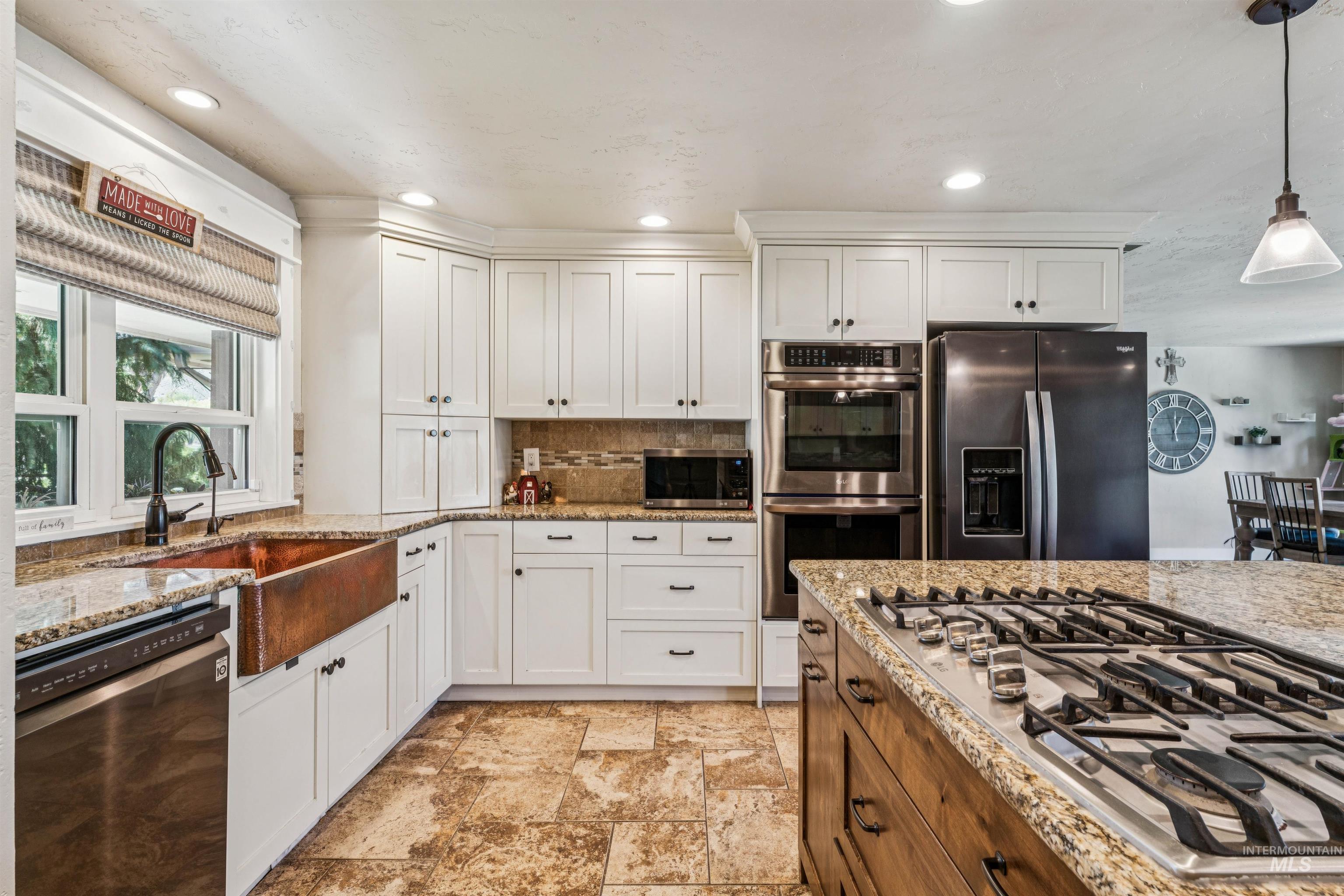 1050 W South Slope Rd., Emmett, Idaho 83617, 5 Bedrooms, 3 Bathrooms, Residential For Sale, Price $1,299,900, 98981320