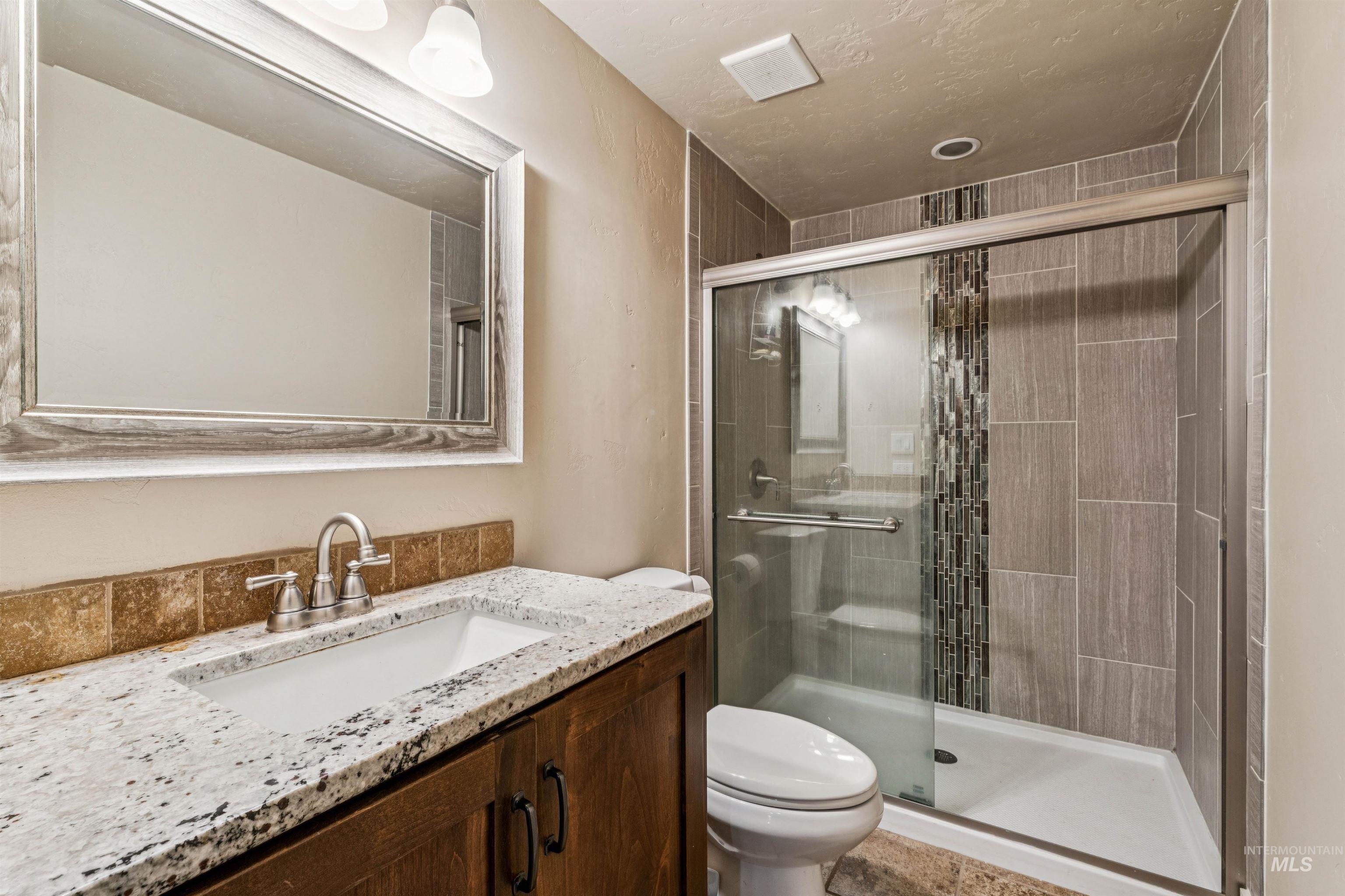 1050 W South Slope Rd., Emmett, Idaho 83617, 5 Bedrooms, 3 Bathrooms, Residential For Sale, Price $1,299,900, 98981320