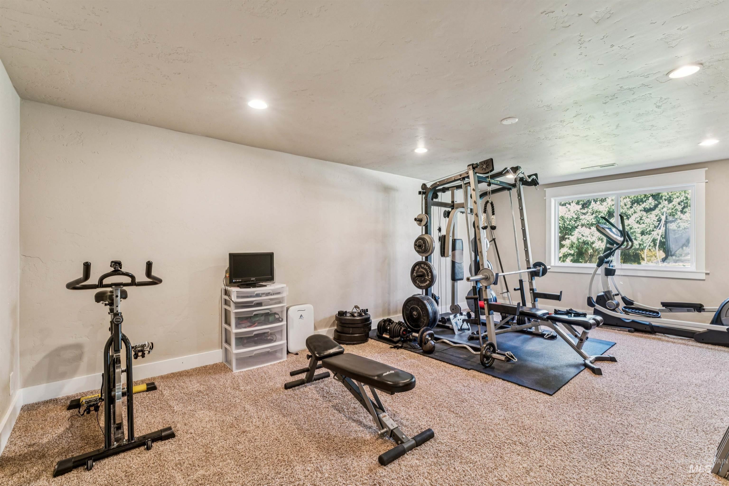 1050 W South Slope Rd., Emmett, Idaho 83617, 5 Bedrooms, 3 Bathrooms, Residential For Sale, Price $1,299,900, 98981320