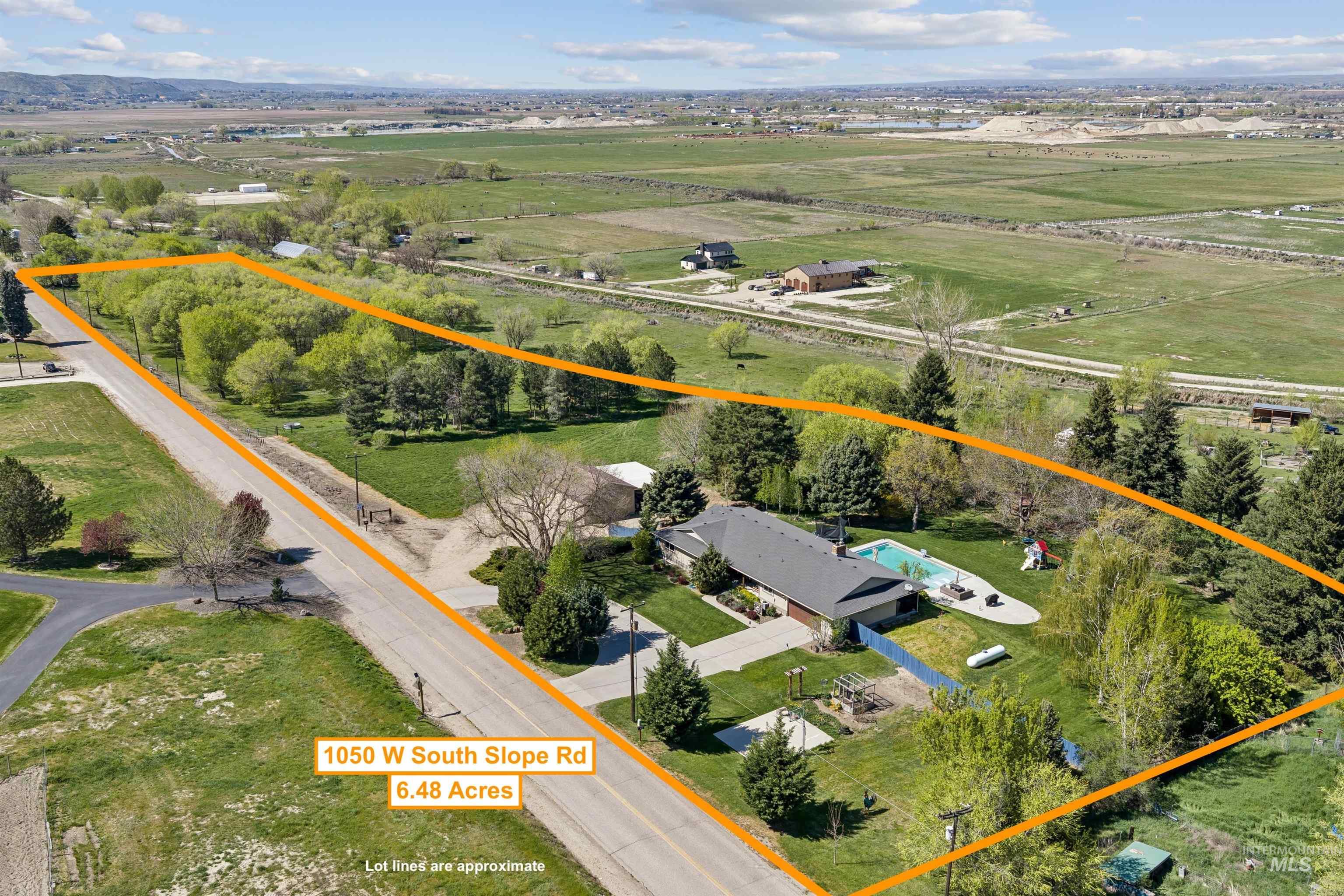 1050 W South Slope Rd., Emmett, Idaho 83617, 5 Bedrooms, 3 Bathrooms, Residential For Sale, Price $1,299,900, 98981320