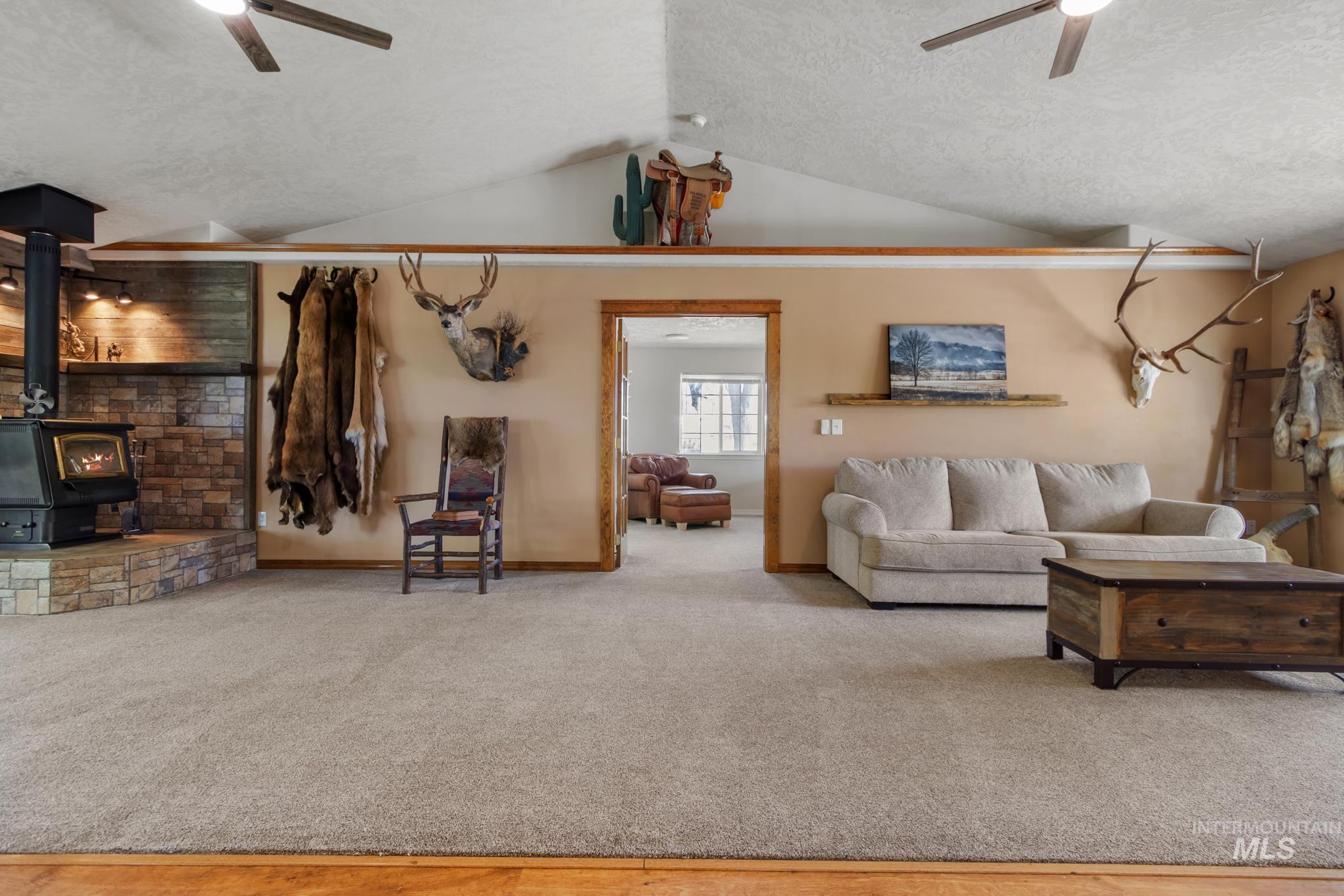 27 N Pit Lane, Nampa, Idaho 83687, 3 Bedrooms, 2 Bathrooms, Residential For Sale, Price $769,000, 98981321