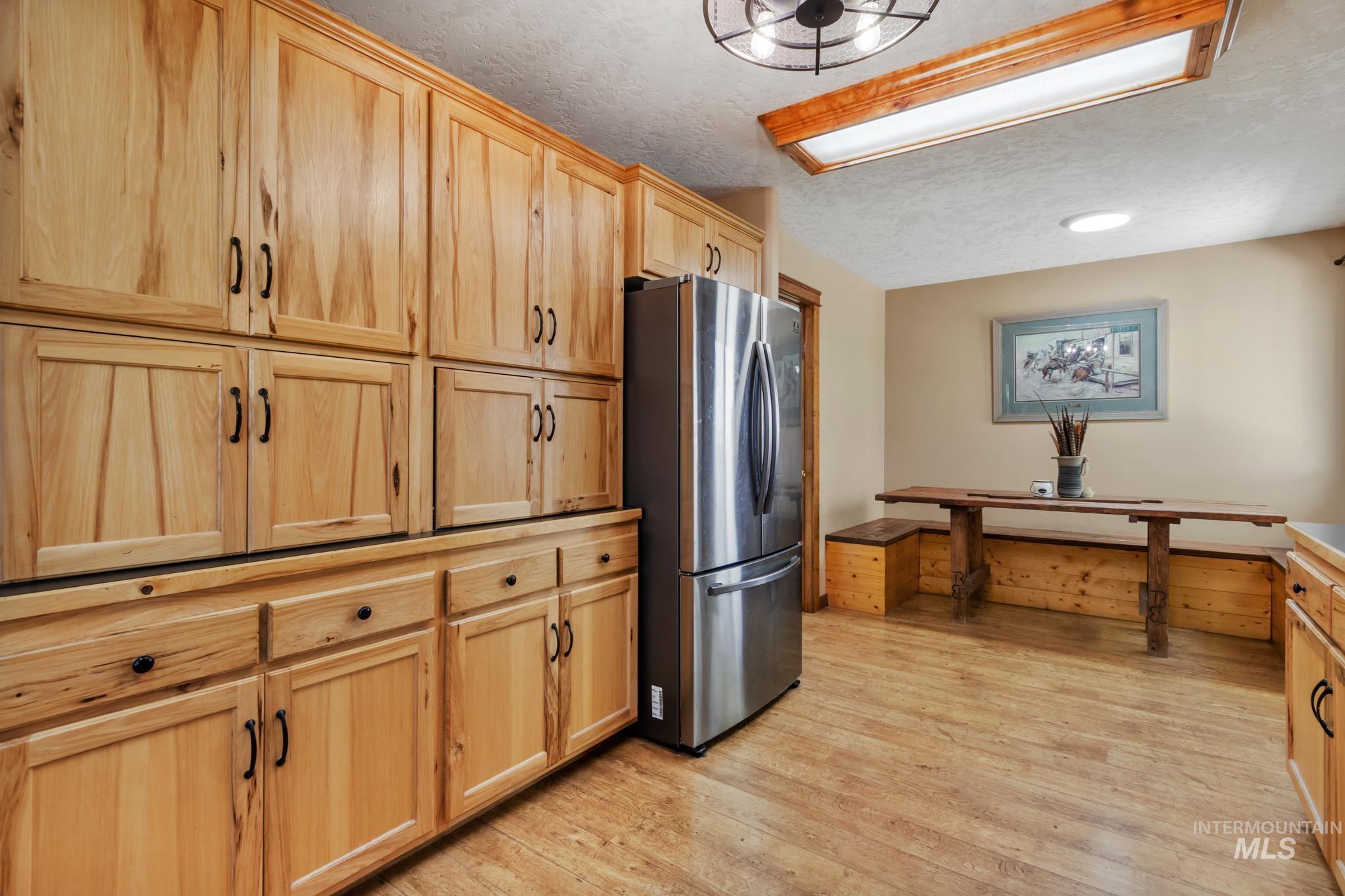 27 N Pit Lane, Nampa, Idaho 83687, 3 Bedrooms, 2 Bathrooms, Residential For Sale, Price $769,000, 98981321