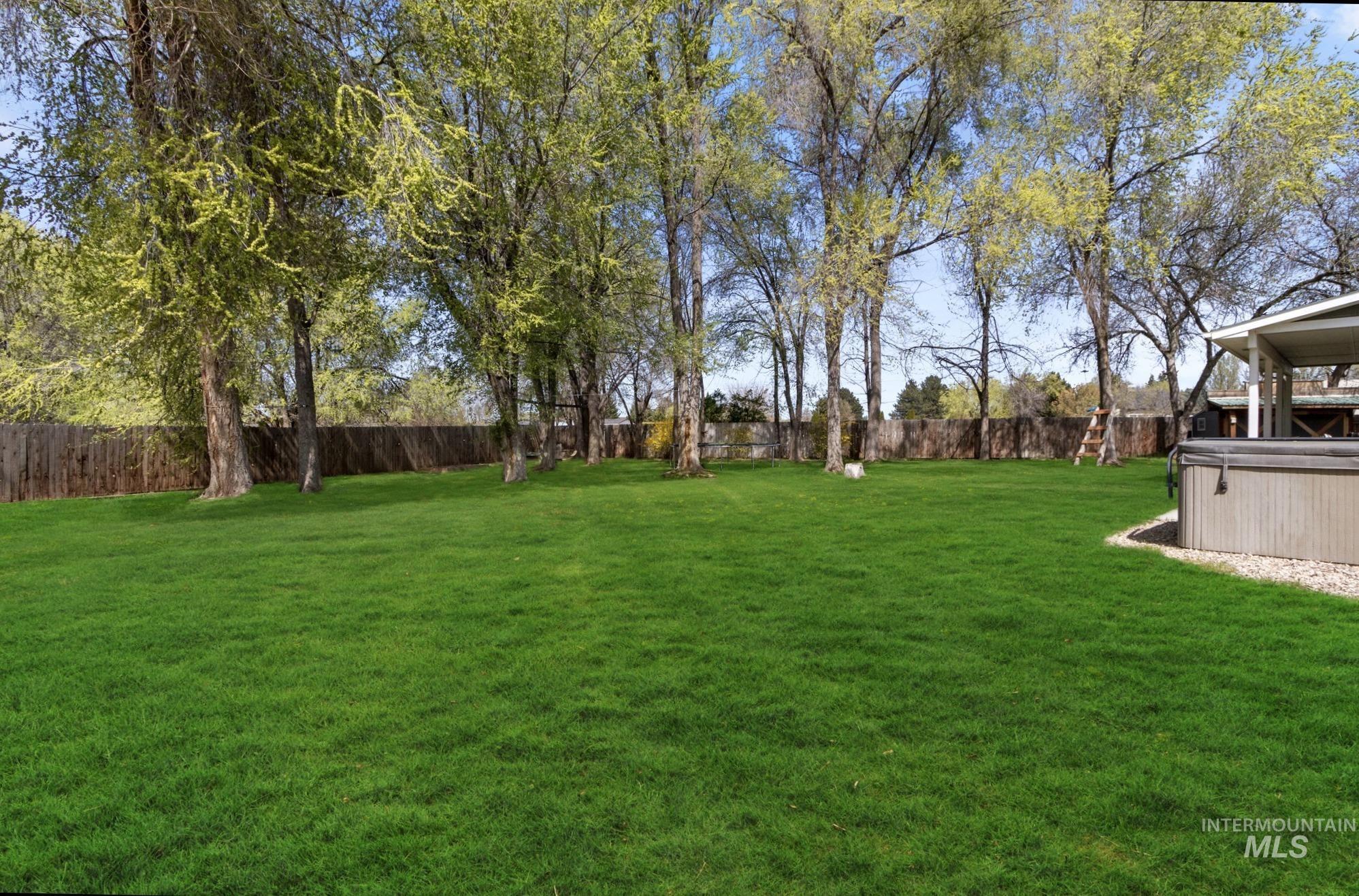 27 N Pit Lane, Nampa, Idaho 83687, 3 Bedrooms, 2 Bathrooms, Residential For Sale, Price $769,000, 98981321