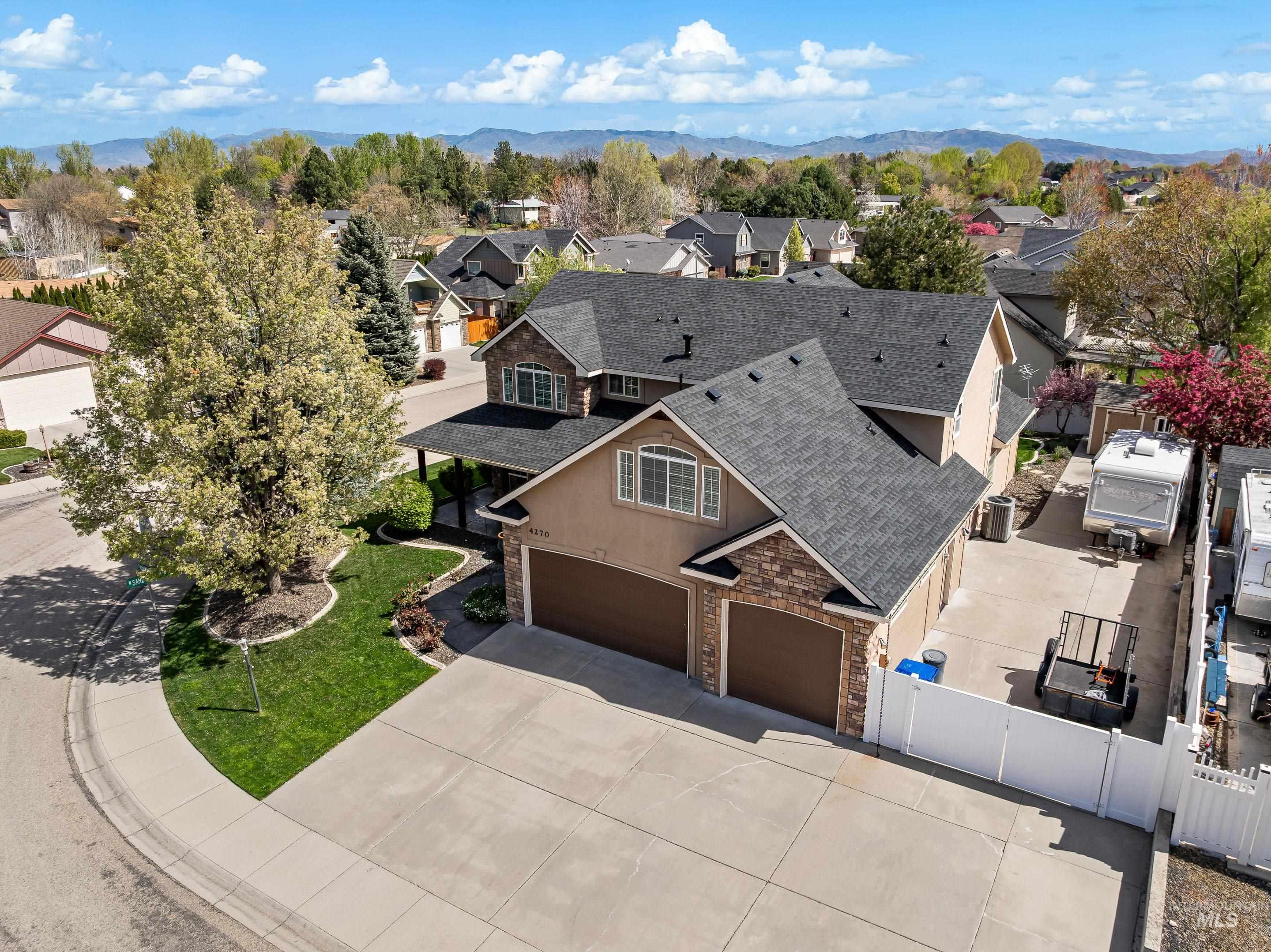 4270 S Varian Ave, Boise, Idaho 83709-5896, 4 Bedrooms, 3.5 Bathrooms, Residential For Sale, Price $698,000, 98981322