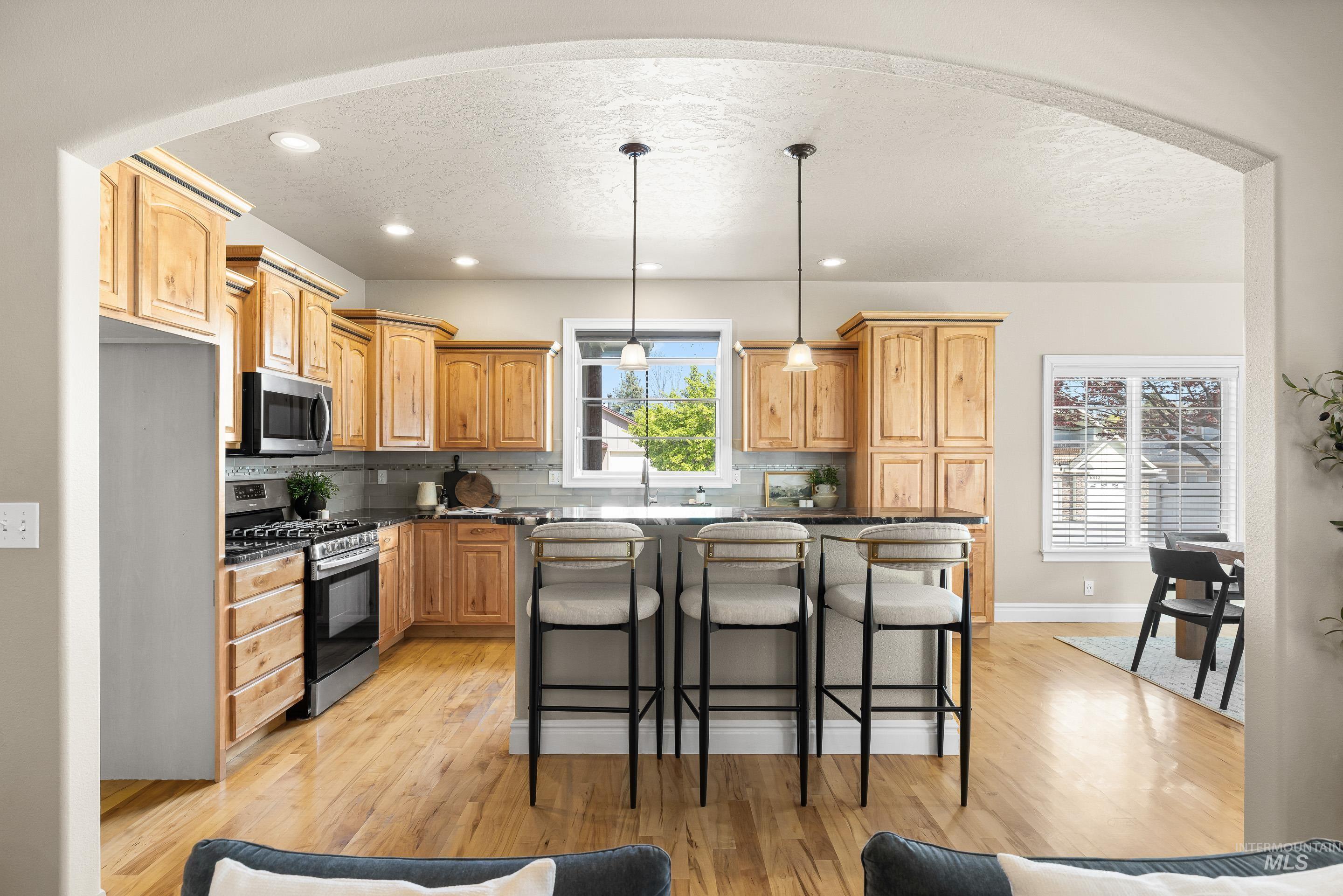 4270 S Varian Ave, Boise, Idaho 83709-5896, 4 Bedrooms, 3.5 Bathrooms, Residential For Sale, Price $698,000, 98981322