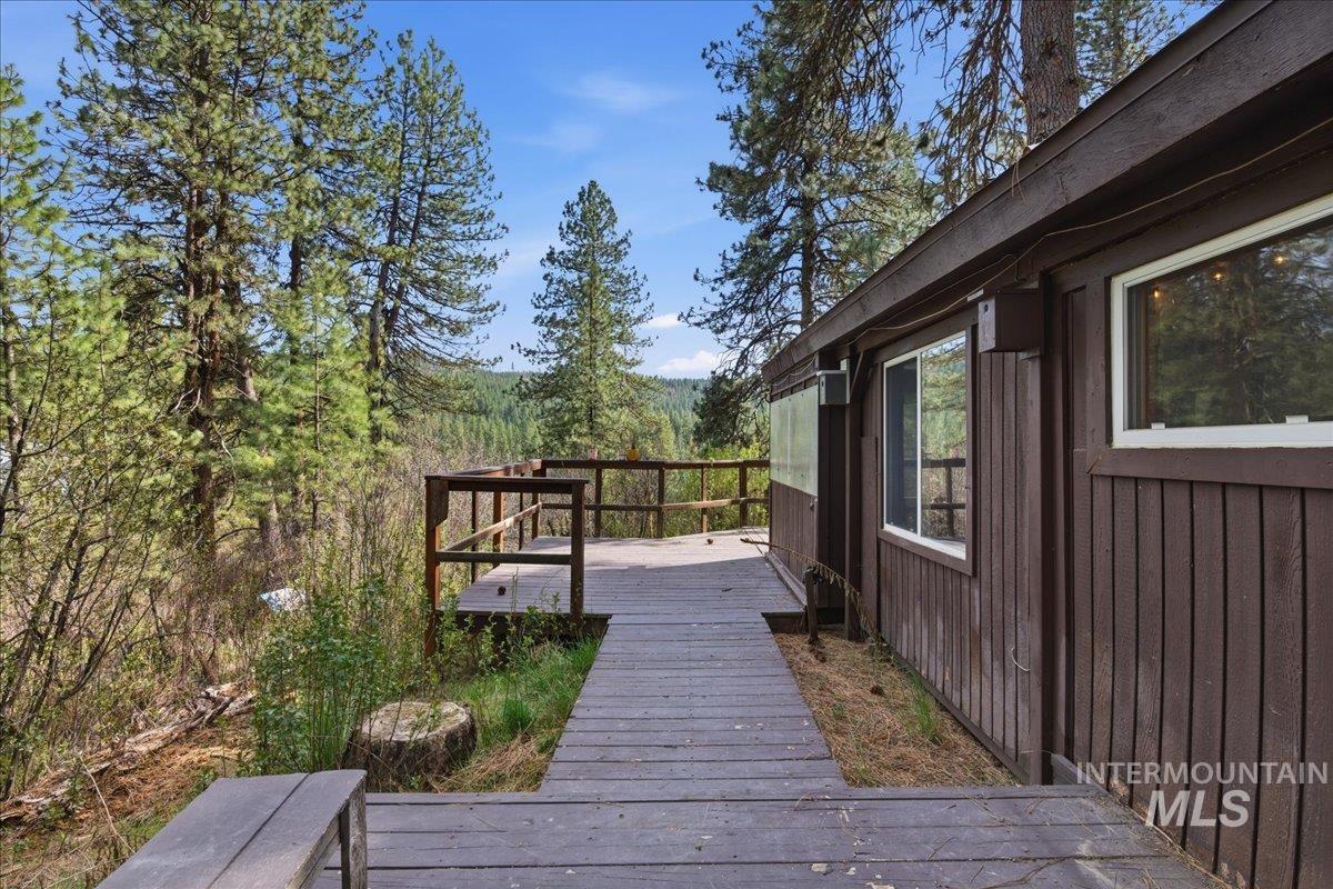 6 Rattlesnake Rd, Boise, Idaho 83716-3102, 2 Bedrooms, 1 Bathroom, Residential For Sale, Price $330,000,MLS 98981325
