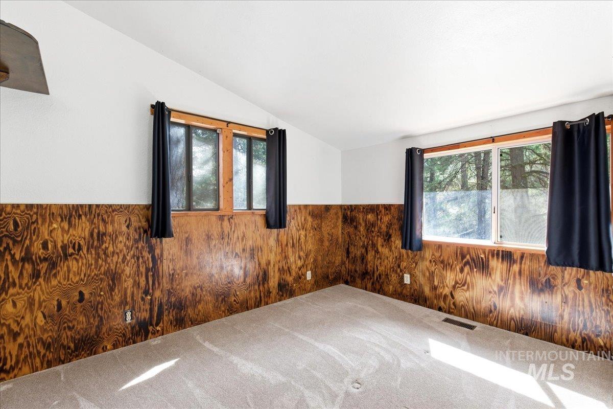 6 Rattlesnake Rd, Boise, Idaho 83716-3102, 2 Bedrooms, 1 Bathroom, Residential For Sale, Price $330,000, 98981325