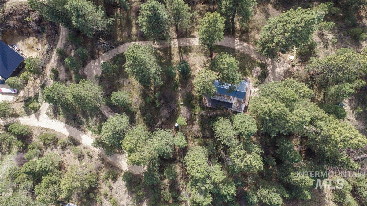 6 Rattlesnake Rd, Boise, Idaho 83716-3102, 2 Bedrooms, 1 Bathroom, Residential For Sale, Price $330,000, 98981325