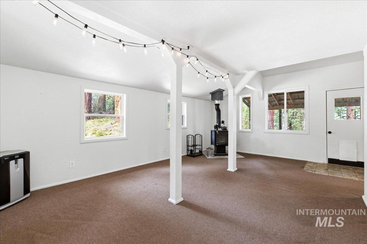 6 Rattlesnake Rd, Boise, Idaho 83716-3102, 2 Bedrooms, 1 Bathroom, Residential For Sale, Price $330,000, 98981325