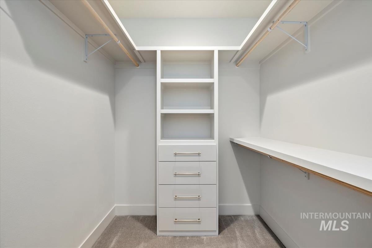 141 NE 8th St, Fruitland, Idaho 83619, 3 Bedrooms, 2 Bathrooms, Residential For Sale, Price $599,000, 98981326