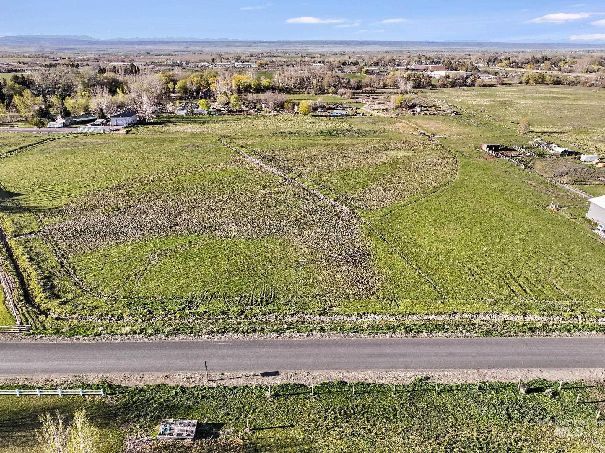 Parcel 1 14th Avenue West, Gooding, Idaho 83330, Land For Sale, Price $199,900, 98981328