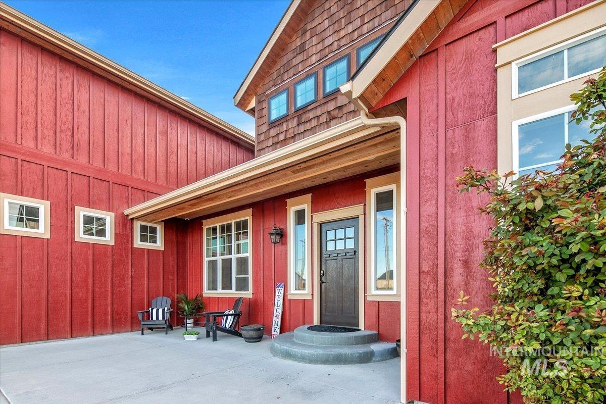 10922 W Beagle Flats Ln, Star, Idaho 83669, 4 Bedrooms, 5 Bathrooms, Residential For Sale, Price $2,388,000, 98981330