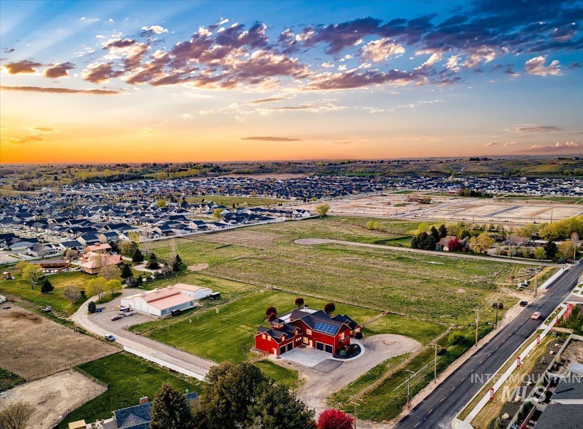 10922 W Beagle Flats Ln, Star, Idaho 83669, 4 Bedrooms, 5 Bathrooms, Residential For Sale, Price $2,388,000, 98981330