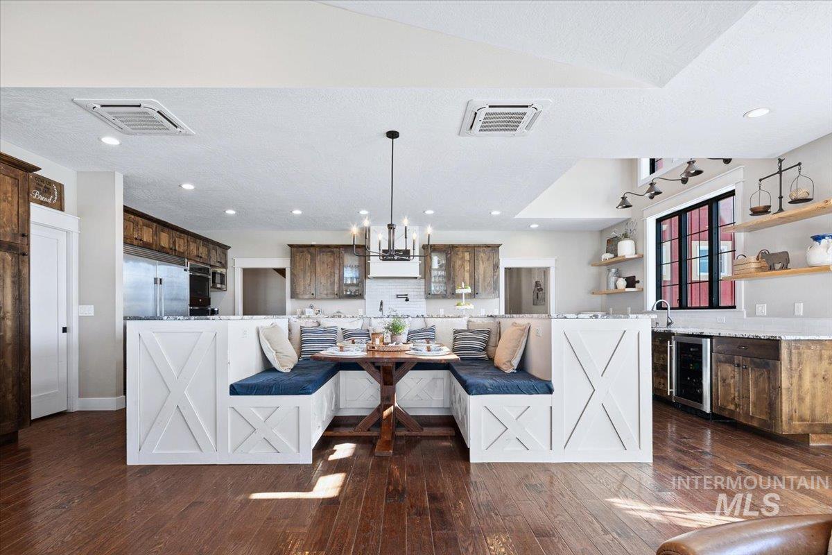 10922 W Beagle Flats Ln, Star, Idaho 83669, 4 Bedrooms, 5 Bathrooms, Residential For Sale, Price $2,388,000, 98981330
