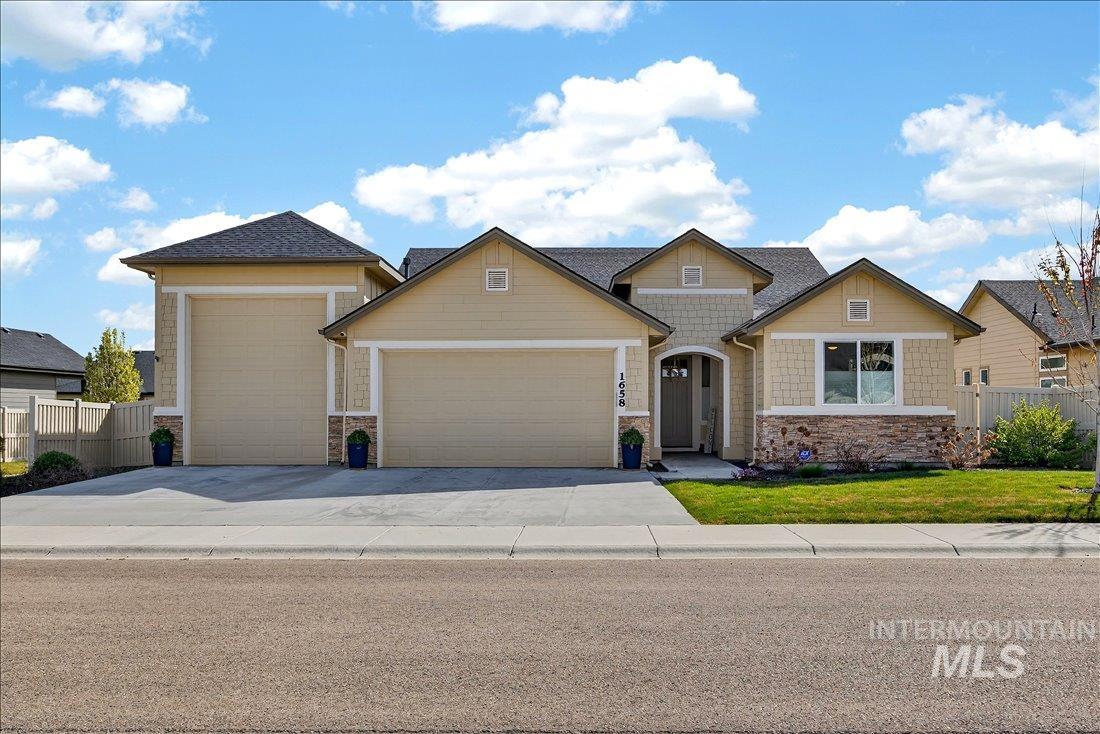 1658 Mary Hill Ave, Middleton, Idaho 83644, 3 Bedrooms, 2 Bathrooms, Residential For Sale, Price $595,000, 98981333