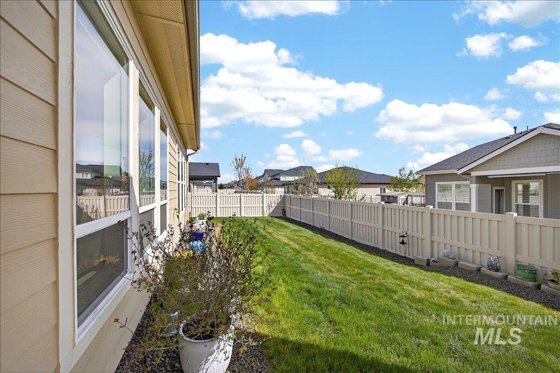 1658 Mary Hill Ave, Middleton, Idaho 83644, 3 Bedrooms, 2 Bathrooms, Residential For Sale, Price $595,000, 98981333