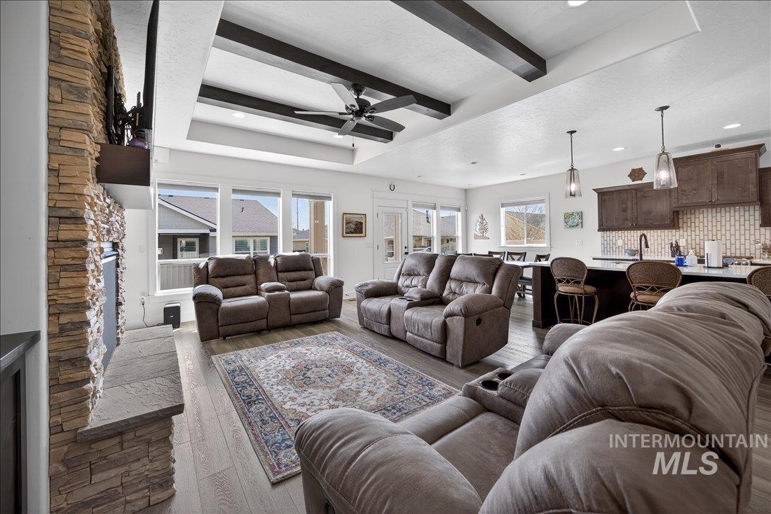 1658 Mary Hill Ave, Middleton, Idaho 83644, 3 Bedrooms, 2 Bathrooms, Residential For Sale, Price $595,000, 98981333