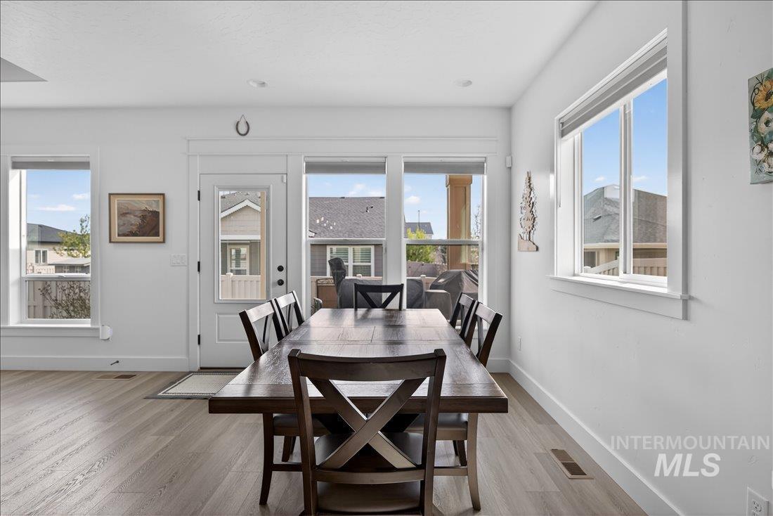 1658 Mary Hill Ave, Middleton, Idaho 83644, 3 Bedrooms, 2 Bathrooms, Residential For Sale, Price $595,000, 98981333