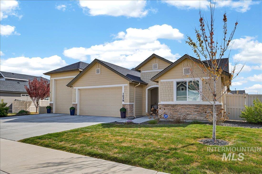 1658 Mary Hill Ave, Middleton, Idaho 83644, 3 Bedrooms, 2 Bathrooms, Residential For Sale, Price $595,000, 98981333
