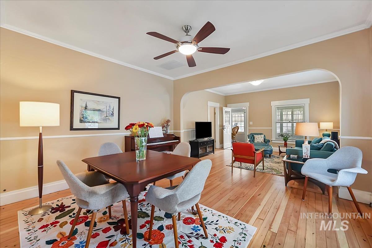 304 E Broadway Ave, Meridian, Idaho 83642, 2 Bedrooms, 1 Bathroom, Residential For Sale, Price $399,900, 98981334