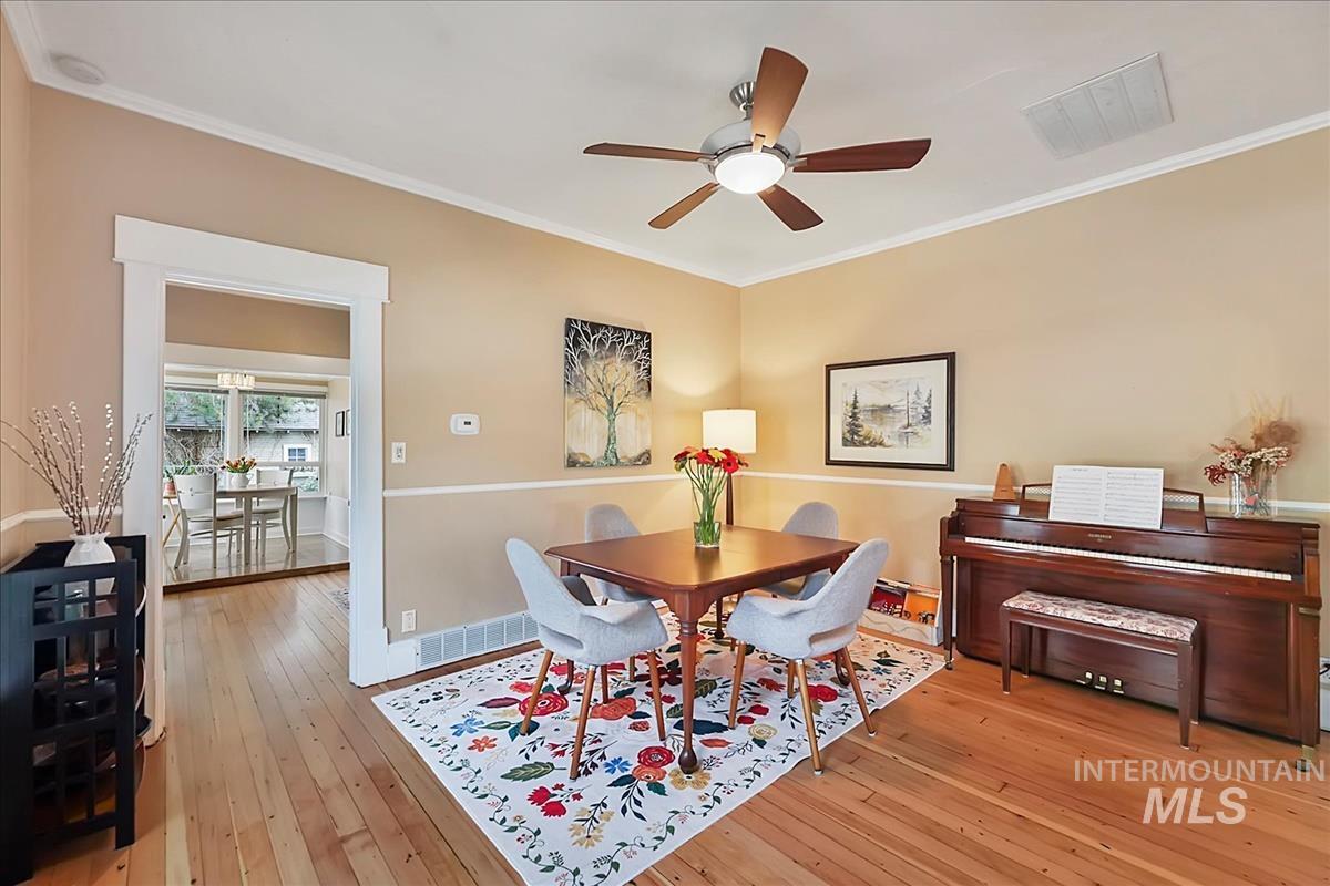 304 E Broadway Ave, Meridian, Idaho 83642, 2 Bedrooms, 1 Bathroom, Residential For Sale, Price $399,900, 98981334