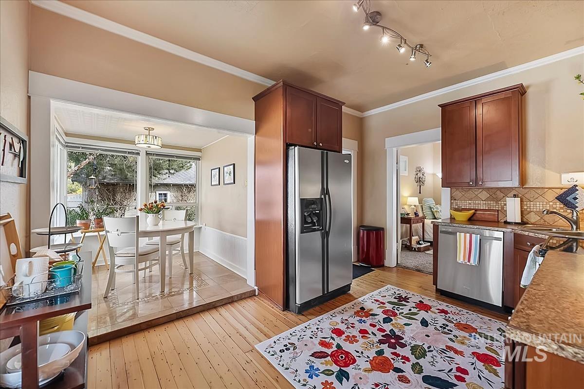 304 E Broadway Ave, Meridian, Idaho 83642, 2 Bedrooms, 1 Bathroom, Residential For Sale, Price $399,900, 98981334