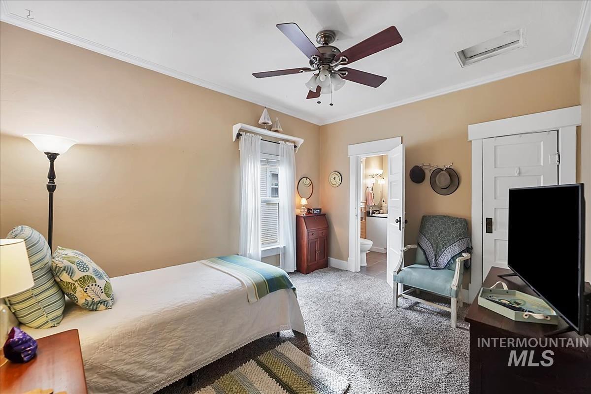 304 E Broadway Ave, Meridian, Idaho 83642, 2 Bedrooms, 1 Bathroom, Residential For Sale, Price $399,900, 98981334