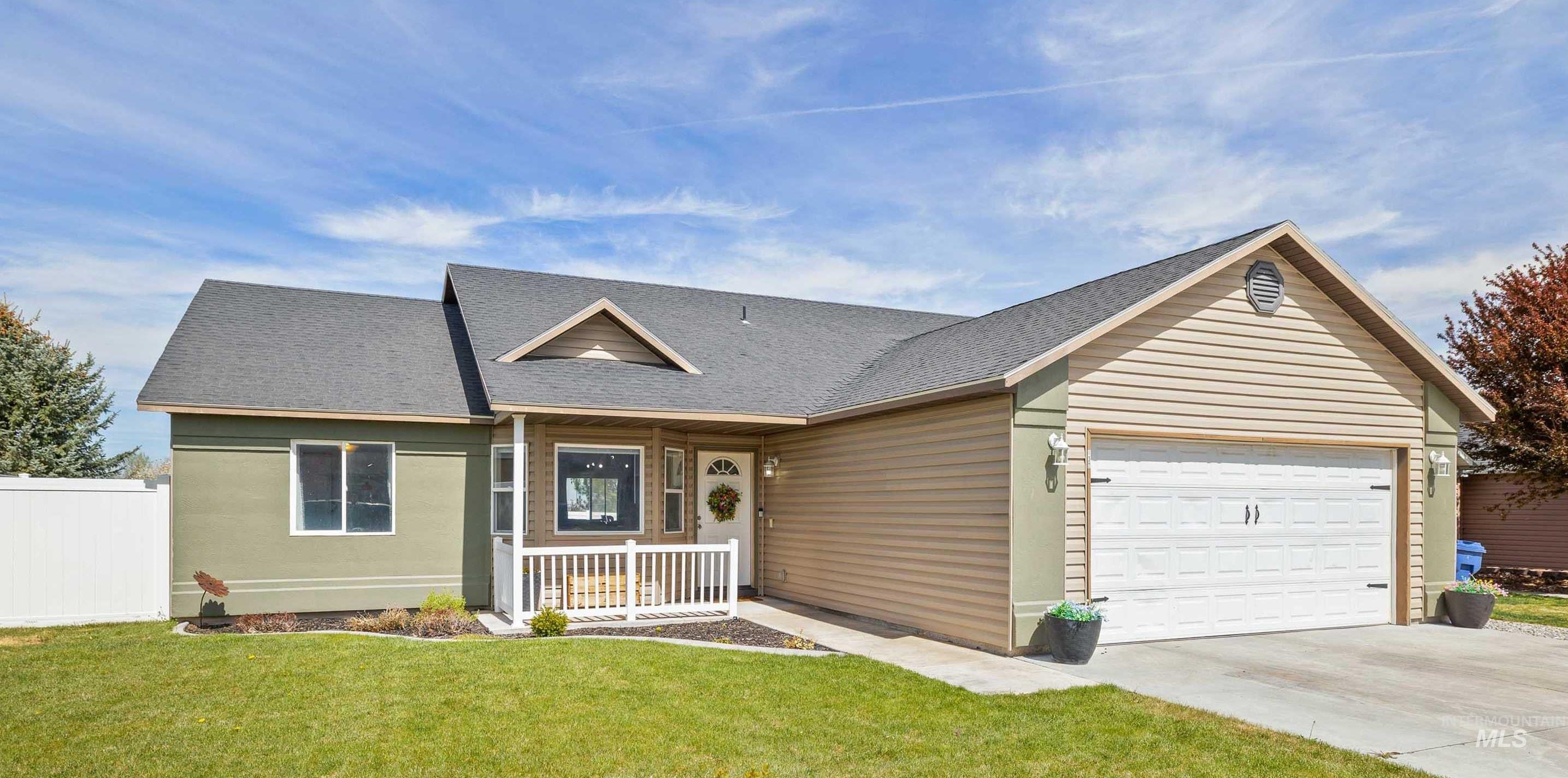 430 Silver Pheasant, Twin Falls, Idaho 83301, 4 Bedrooms, 2 Bathrooms, Residential For Sale, Price $349,900, 98981335