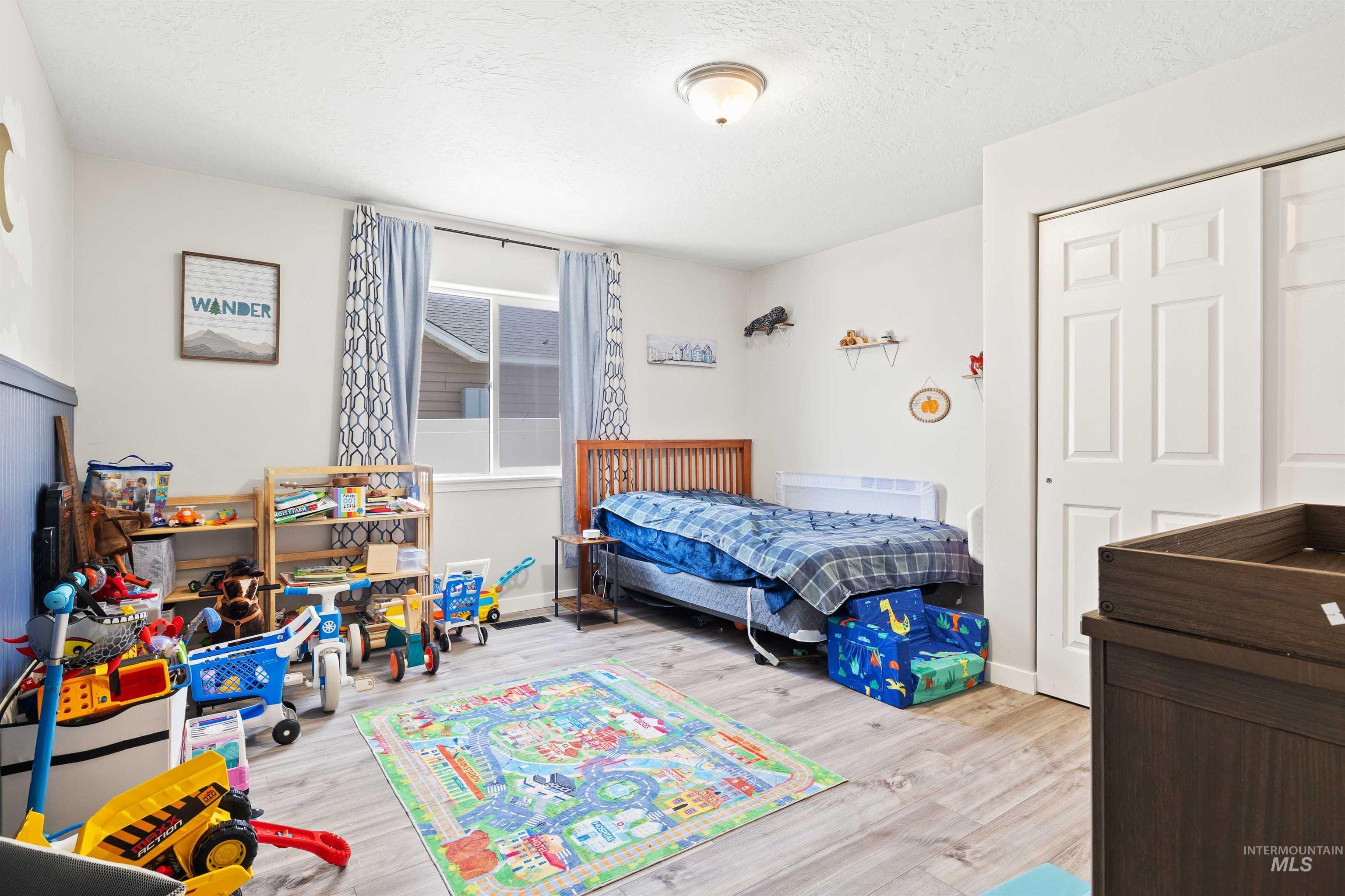 430 Silver Pheasant, Twin Falls, Idaho 83301, 4 Bedrooms, 2 Bathrooms, Residential For Sale, Price $349,900, 98981335