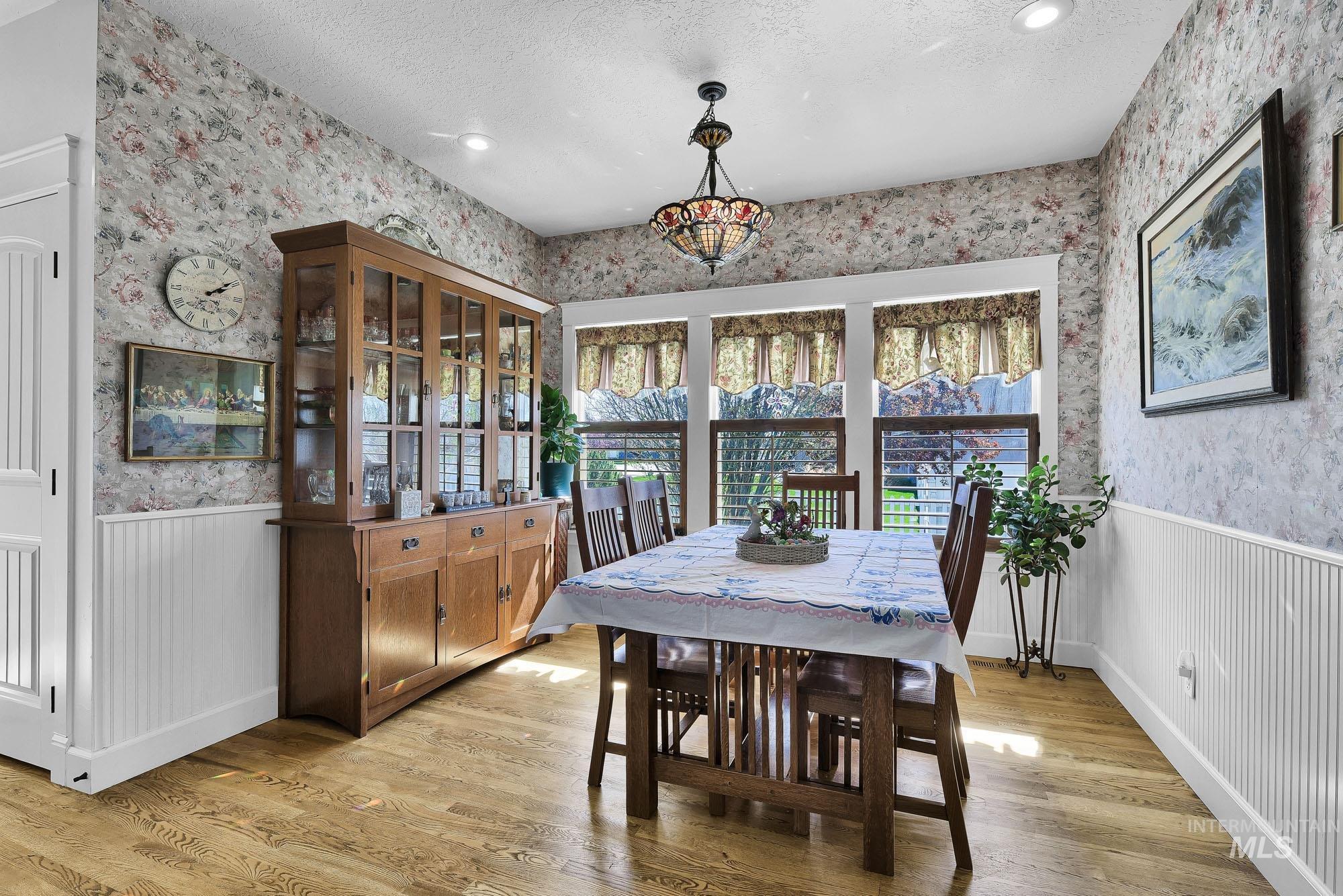 15955 Wintergreen Dr, Caldwell, Idaho 83607, 3 Bedrooms, 2.5 Bathrooms, Residential For Sale, Price $750,000, 98981337