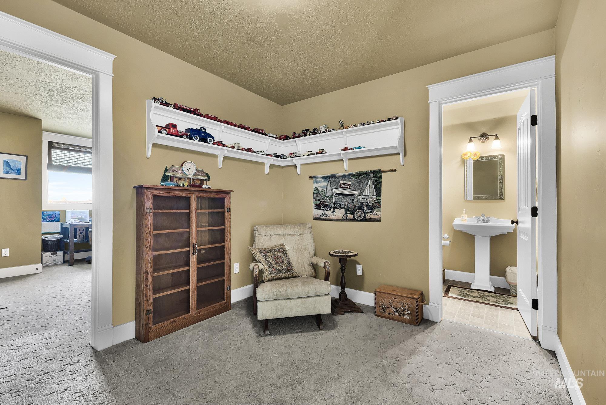 15955 Wintergreen Dr, Caldwell, Idaho 83607, 3 Bedrooms, 2.5 Bathrooms, Residential For Sale, Price $750,000, 98981337