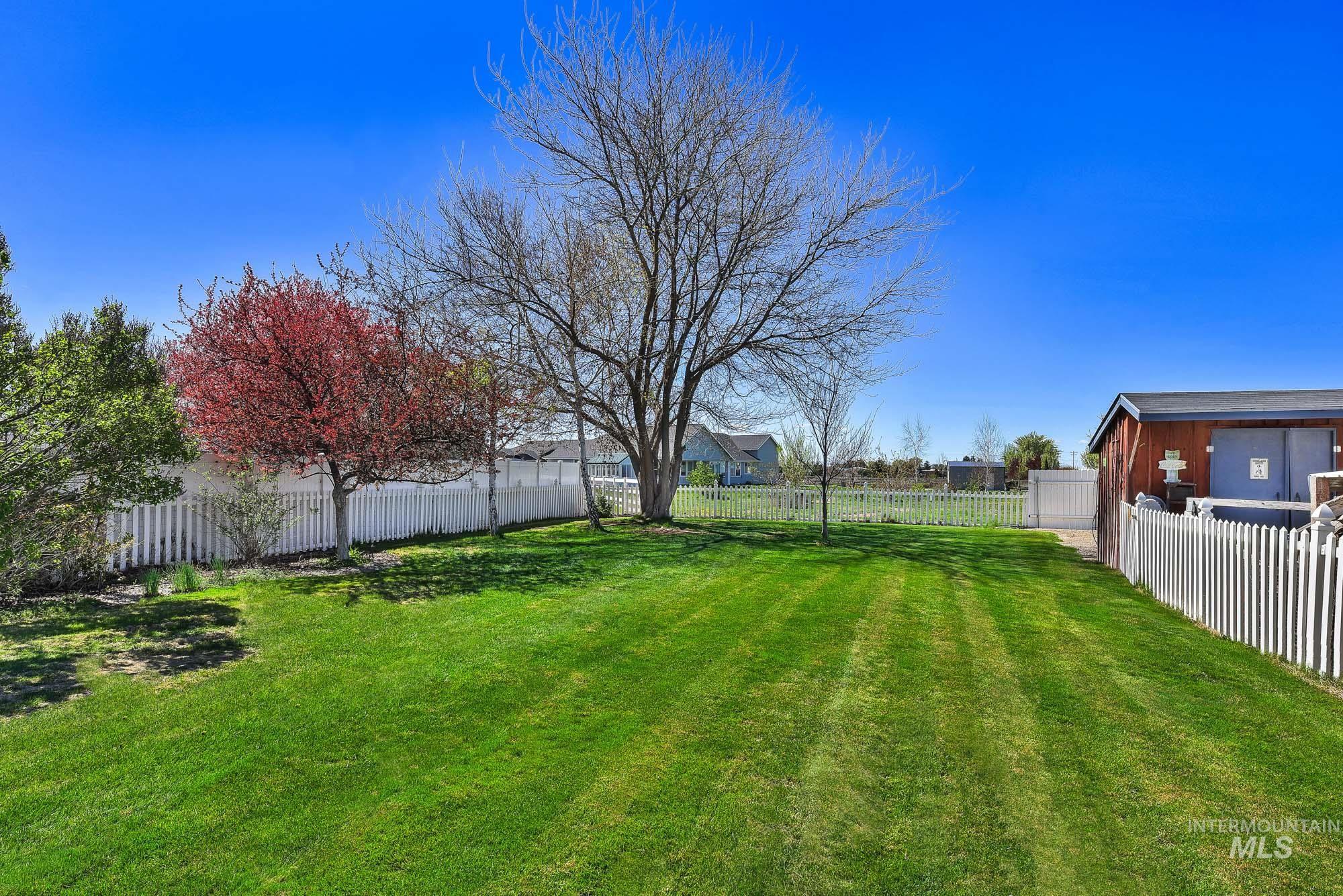 15955 Wintergreen Dr, Caldwell, Idaho 83607, 3 Bedrooms, 2.5 Bathrooms, Residential For Sale, Price $750,000, 98981337