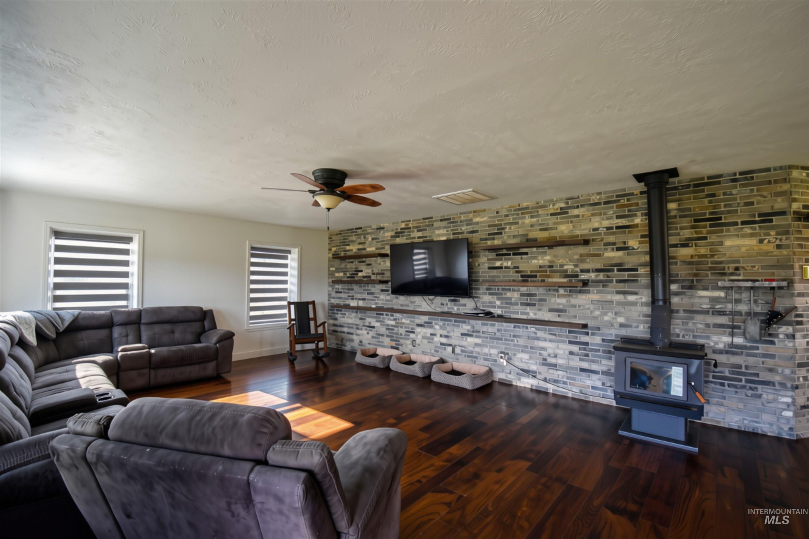 2599 Fruitvale Glendale Road, Council, Idaho 83612, 3 Bedrooms, 2 Bathrooms, Residential For Sale, Price $755,000, 98981338