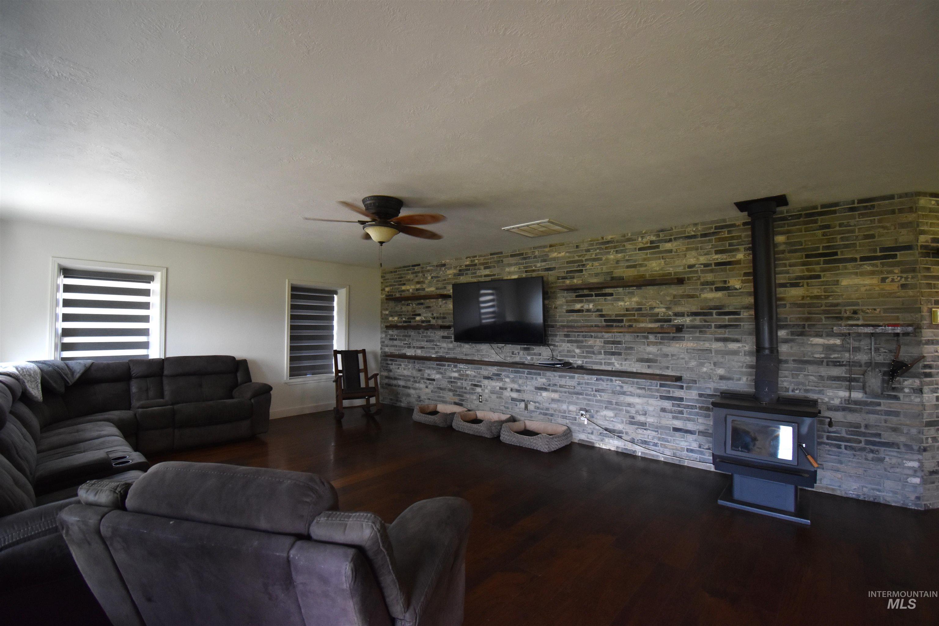 2599 Fruitvale Glendale Road, Council, Idaho 83612, 3 Bedrooms, 2 Bathrooms, Residential For Sale, Price $850,000, 98981338