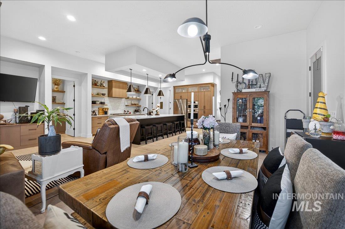 4718 E Goldstone Dr, Meridian, Idaho 83642, 4 Bedrooms, 2.5 Bathrooms, Residential For Sale, Price $989,000, 98981340