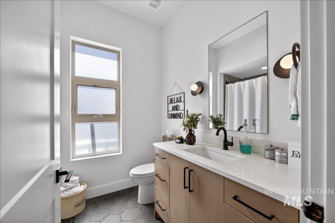 4718 E Goldstone Dr, Meridian, Idaho 83642, 4 Bedrooms, 2.5 Bathrooms, Residential For Sale, Price $989,000, 98981340